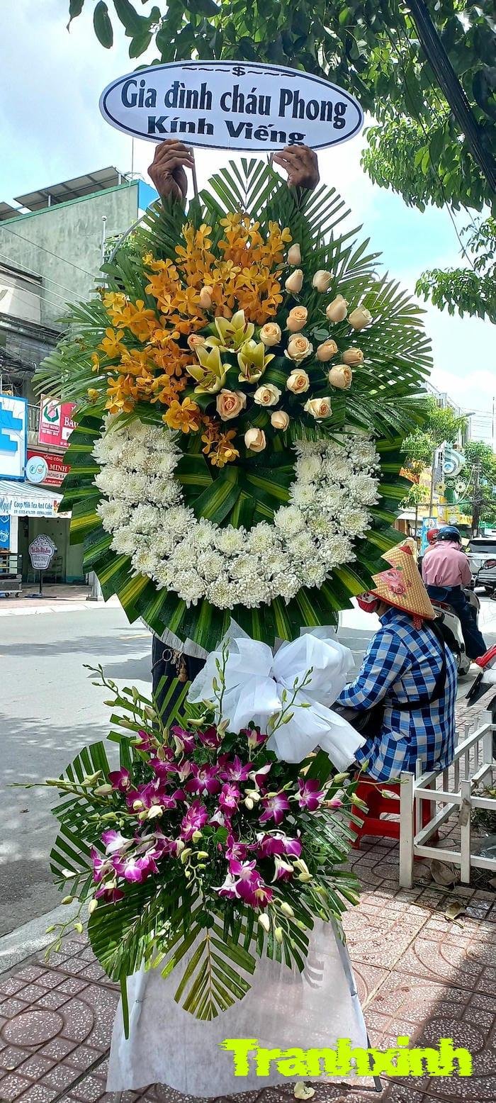 ảnh hoa tang tưởng nhớ