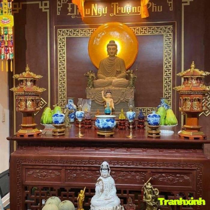 ảnh trang trí bàn thờ giản dị