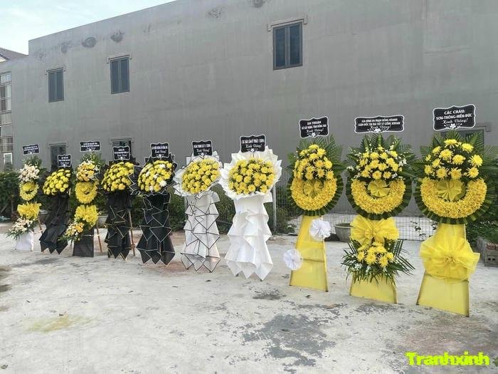 hoa tang cúng dường