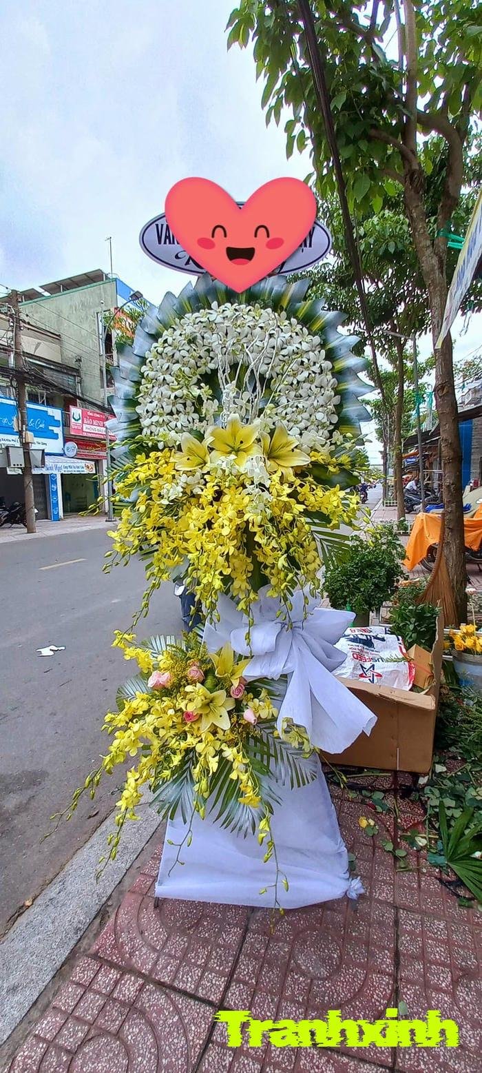 kệ hoa chia buồn