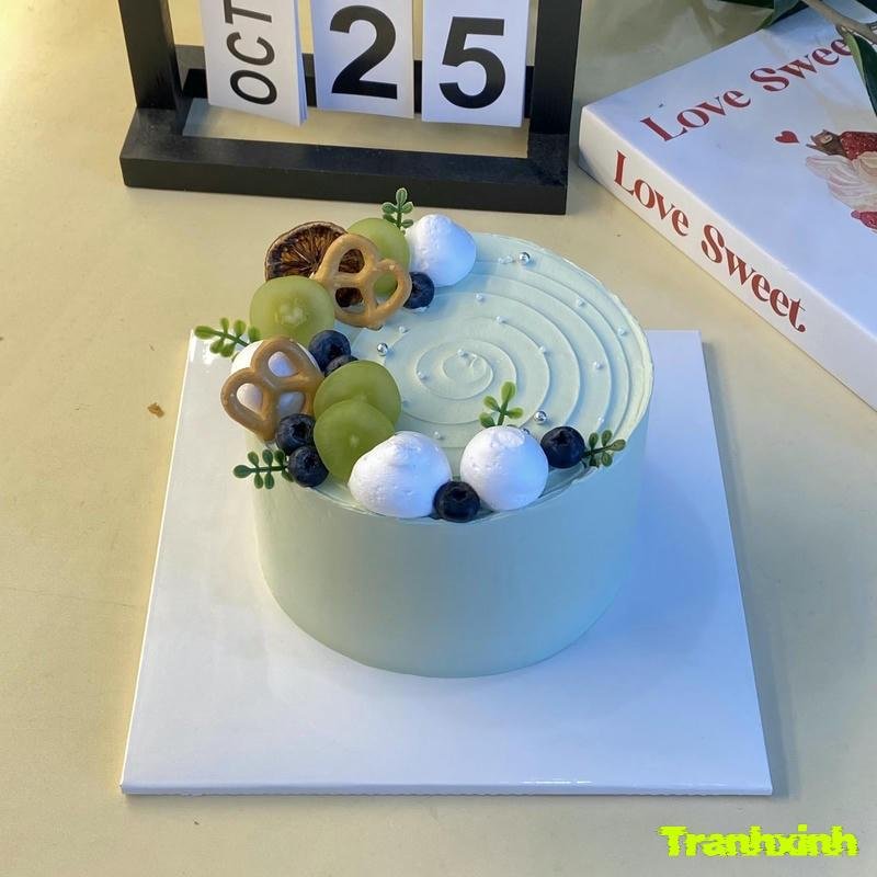làm đẹp bánh sinh nhật