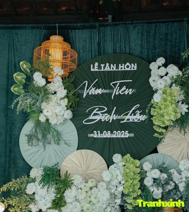 mẫu trang trí backdrop đám cưới