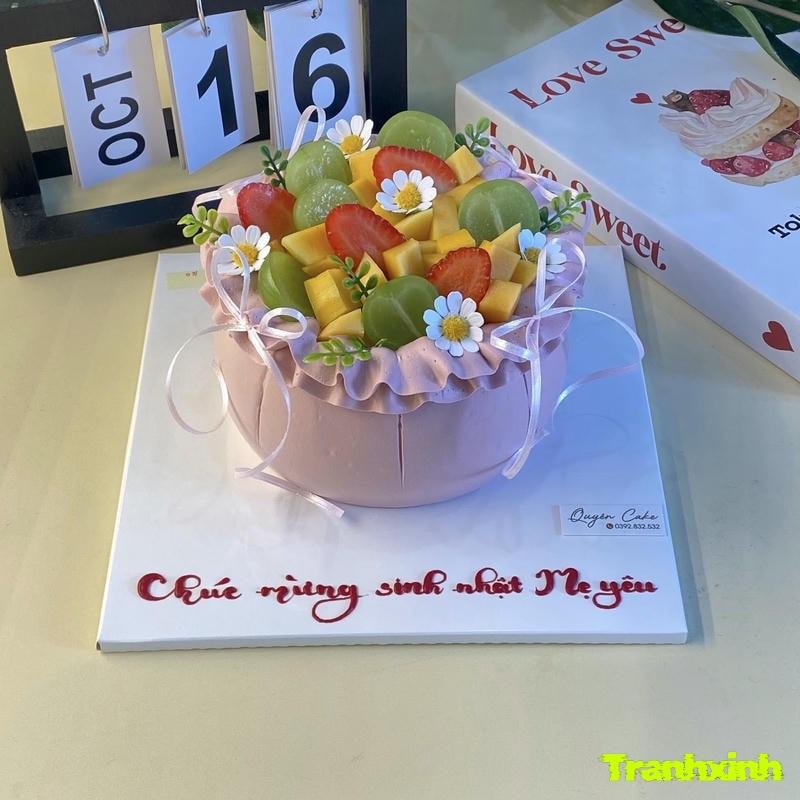 mẫu trang trí bánh sinh nhật ấn tượng