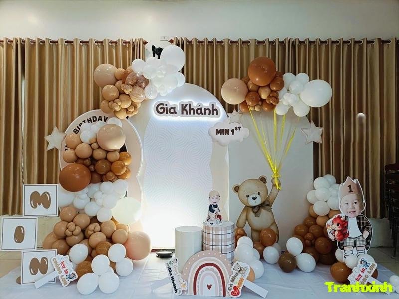 trang trí backdrop chuyên nghiệp