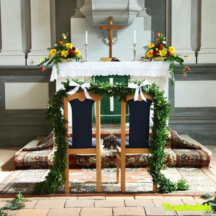 trang trí bàn thờ giản dị