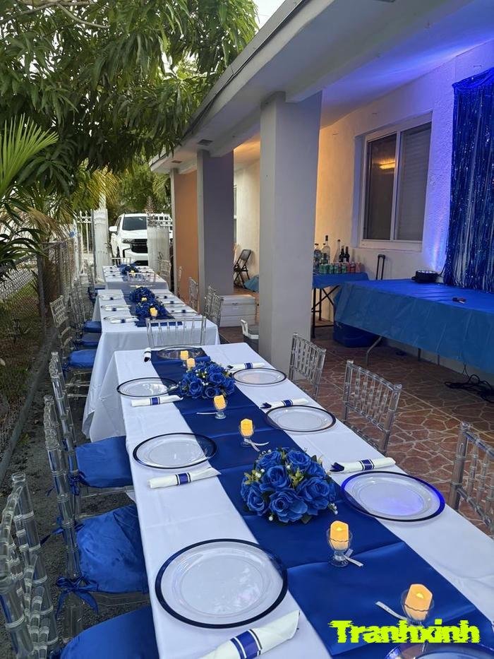 trang trí bàn tiệc lộng lẫy