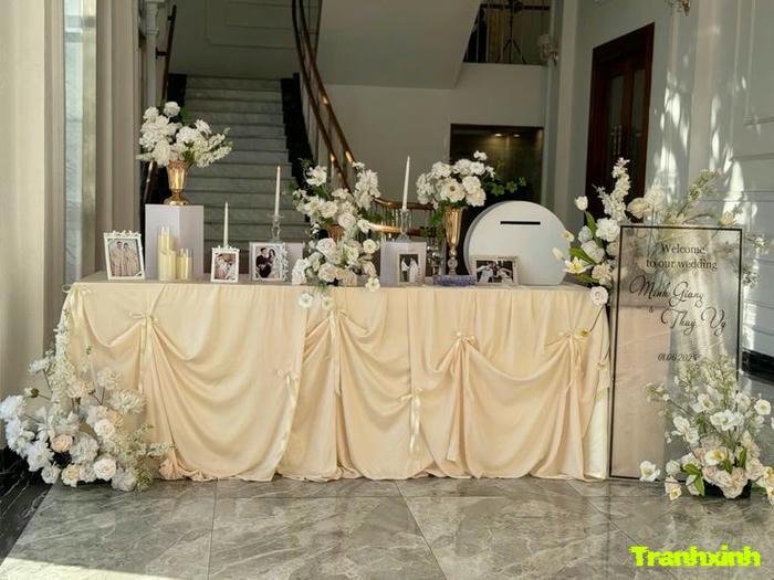 trang trí bàn tiệc vintage