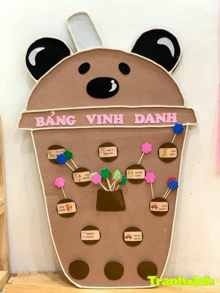 trang trí bảng tên với hình