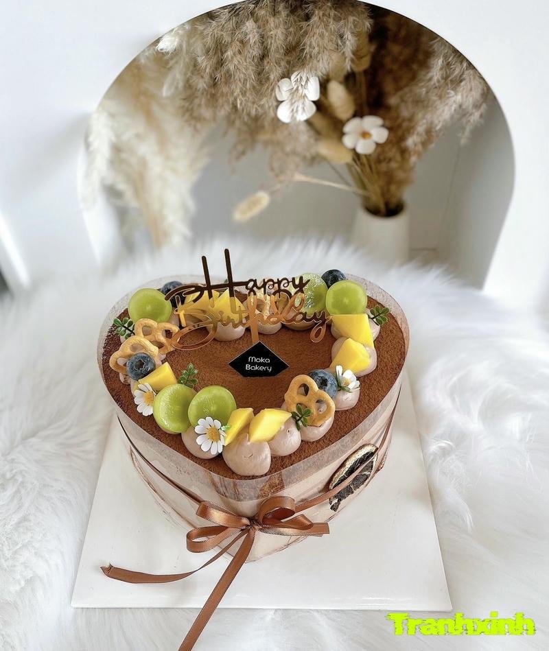 trang trí bánh kem cho lễ kỷ niệm
