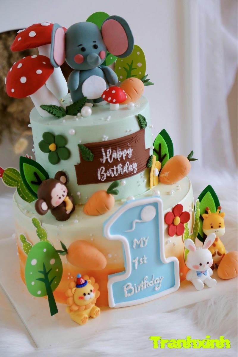 trang trí bánh kem với hoa văn