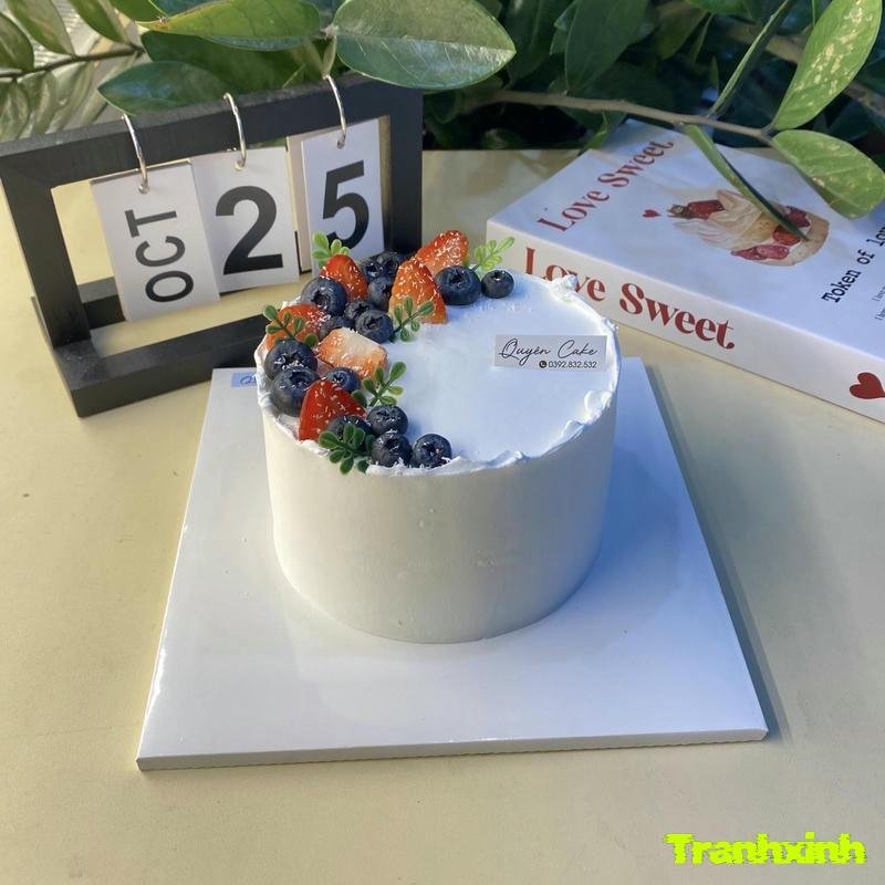 trang trí bánh sinh nhật đơn giản mà đẹp