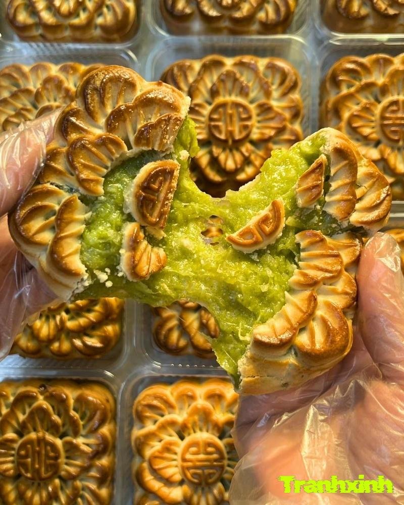 trang trí bánh trung thu và ánh sáng