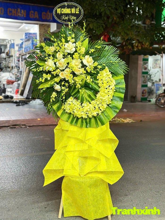 vòng hoa tang hoa lan