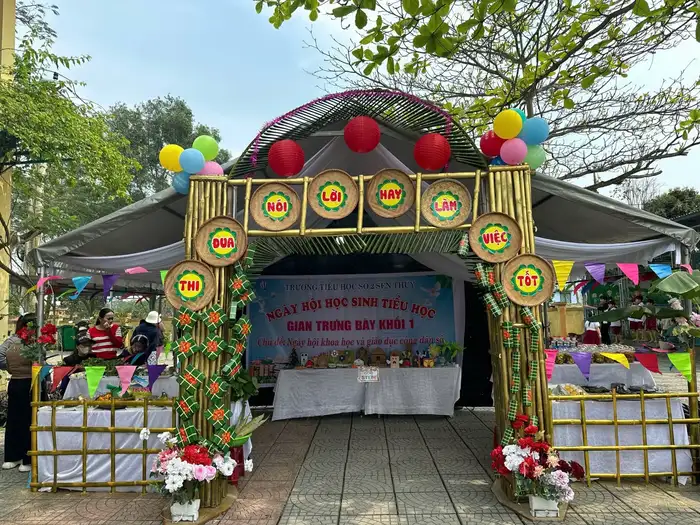 Trang trí trại đẹp cho học sinh – sinh viên