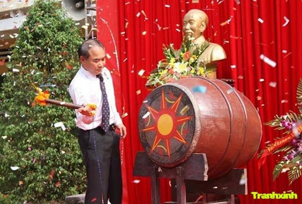 cách trang trí dùi trống