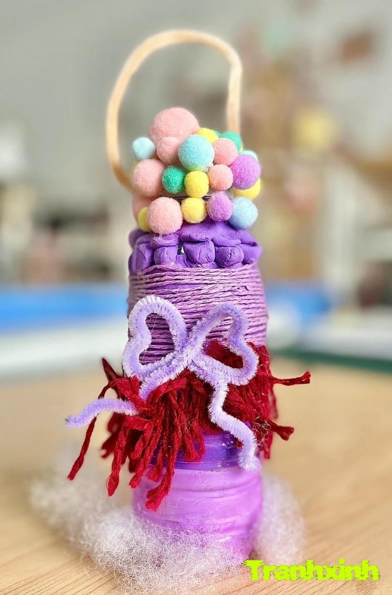 cách trang trí lọ hoa bằng chai nhựa