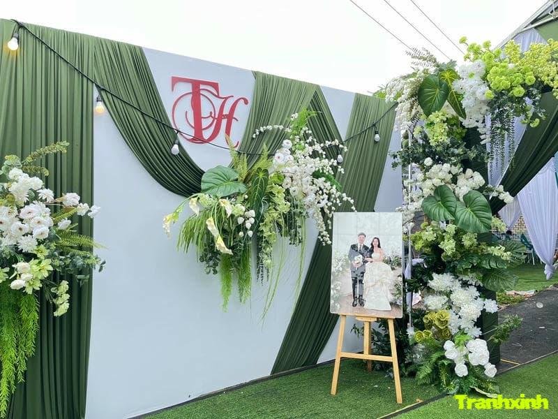 cổng hoa cưới ngoài trời