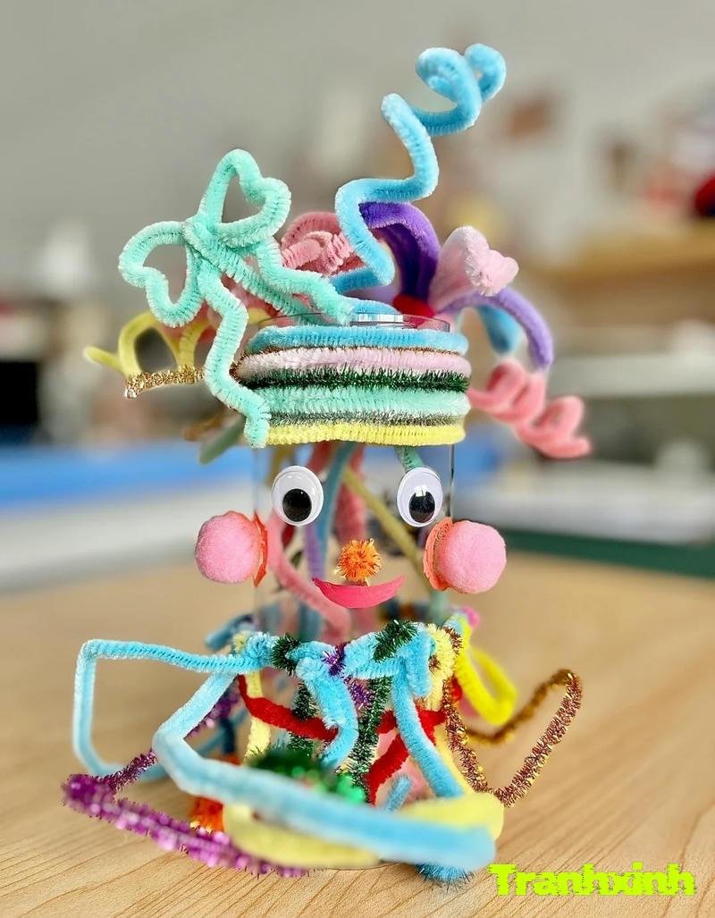 đồ trang trí từ chai nhựa