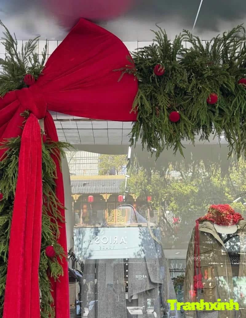 hình ảnh trang trí cửa kính noel