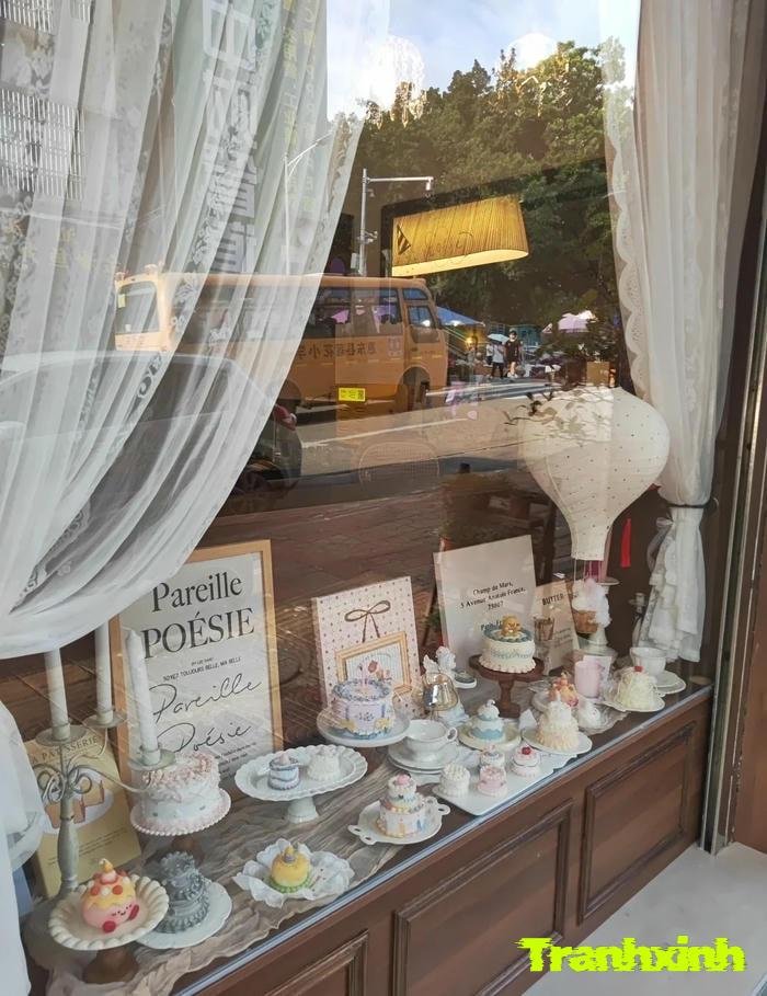 hình trang trí cửa kính tết