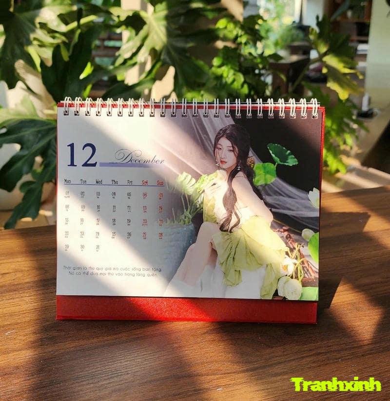 trang tri bia lich treo tuong lop 7