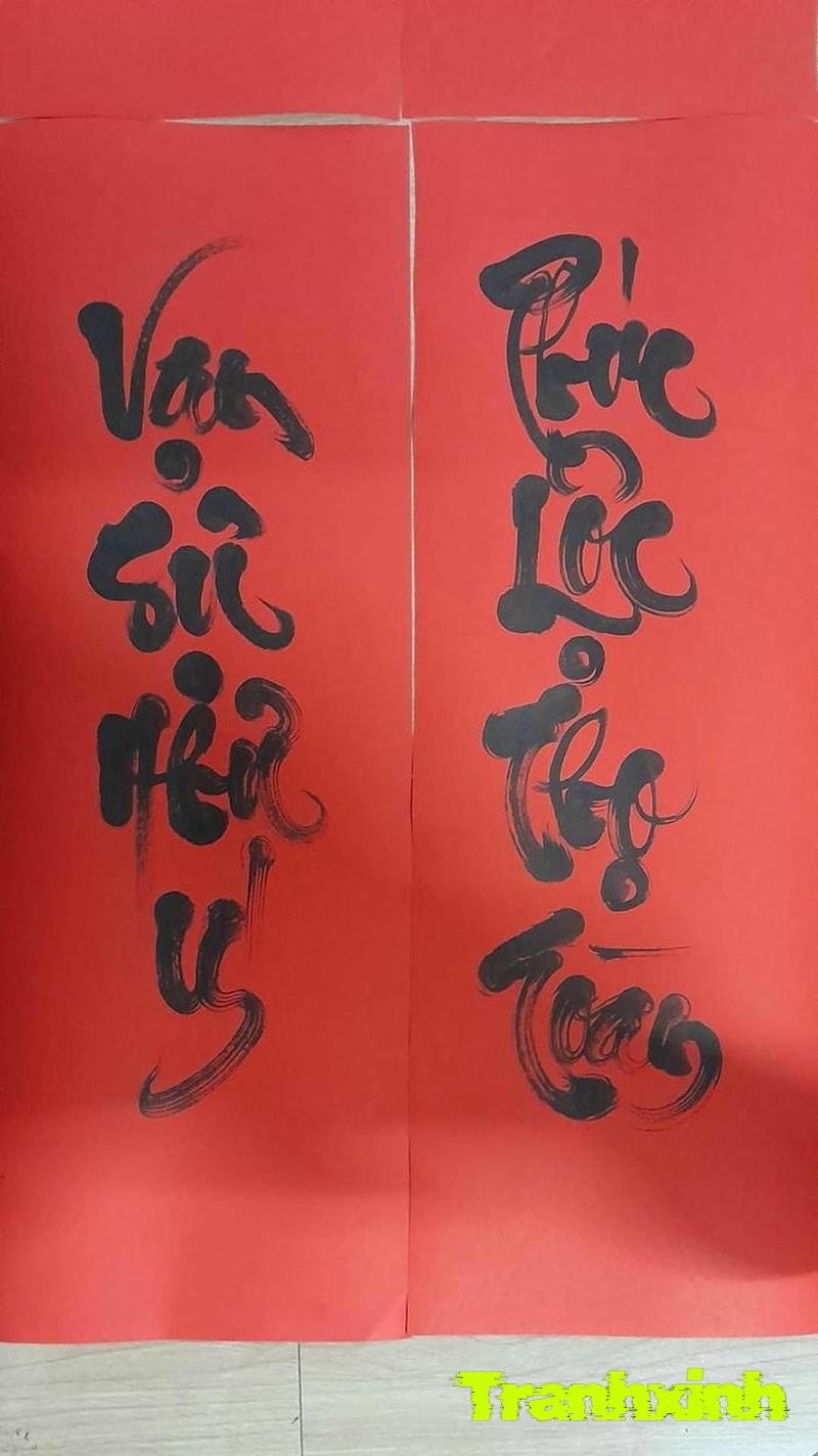 trang trí câu đối ngày tết mau do
