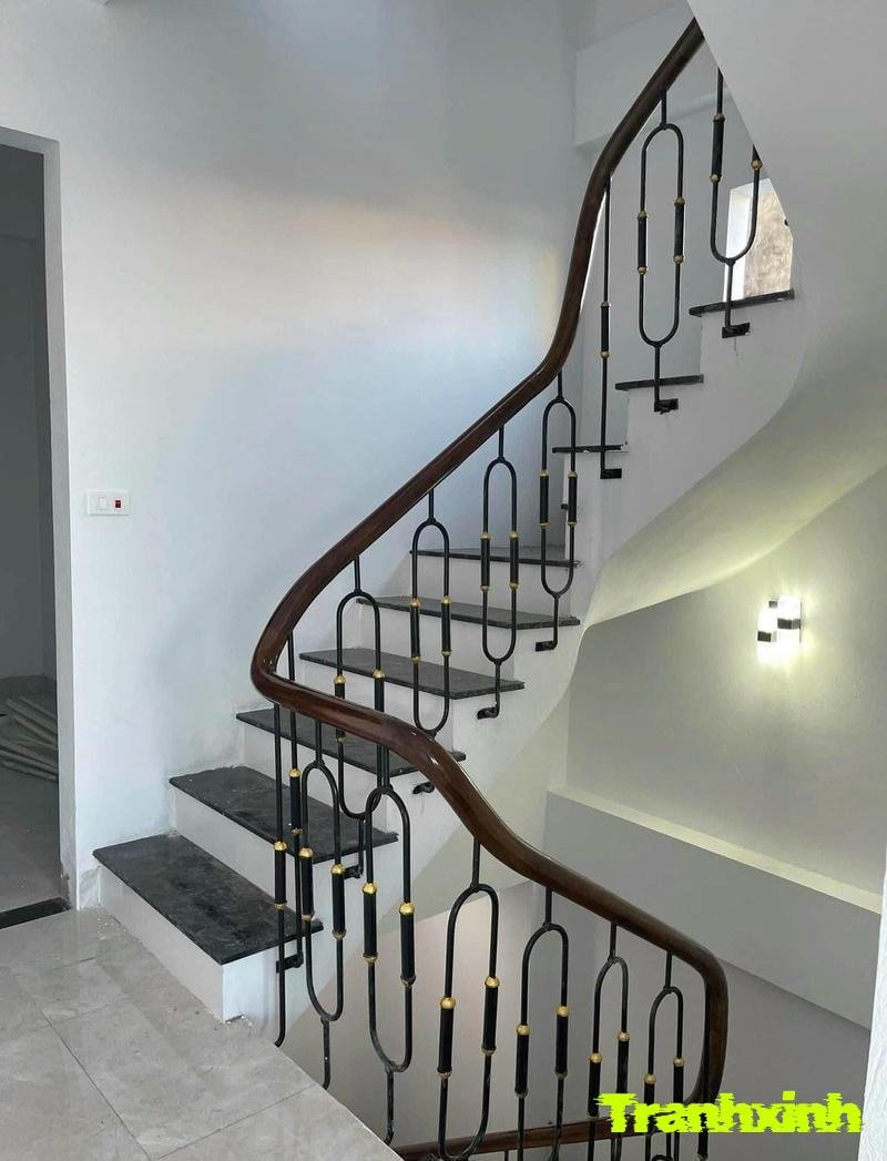trang trí cầu thang đẹp trắng tinh