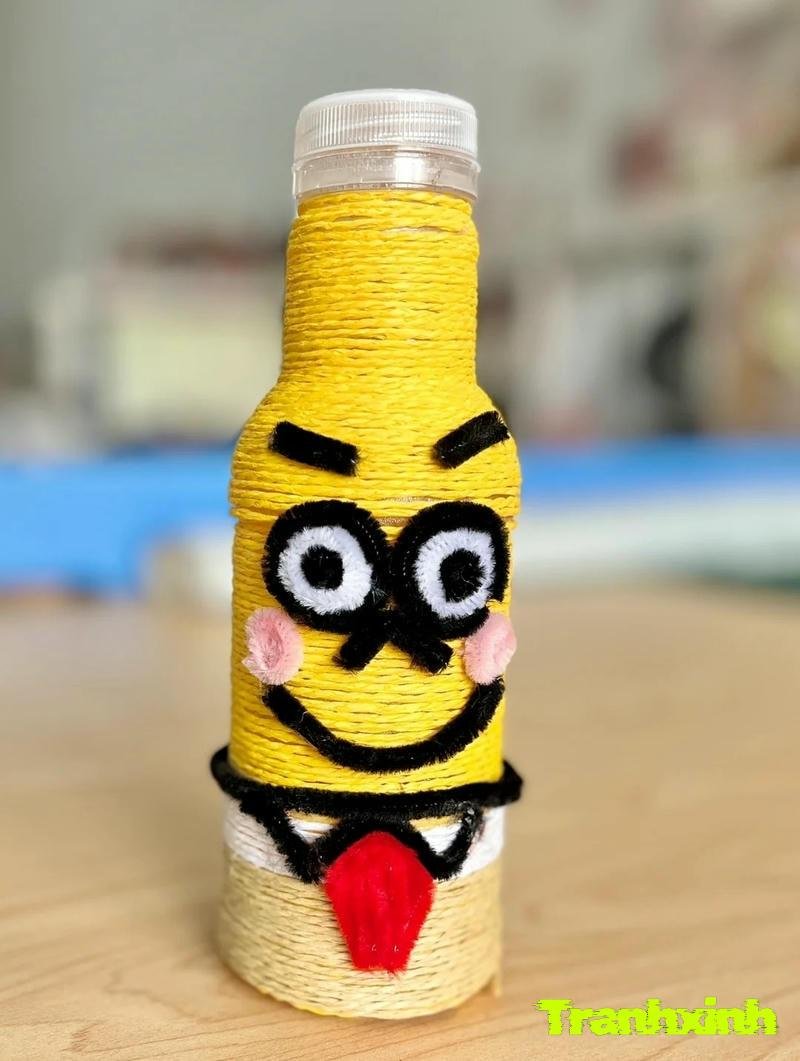 trang trí chai nhựa cute