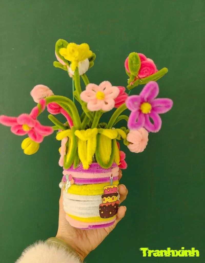 trang trí chai nhựa