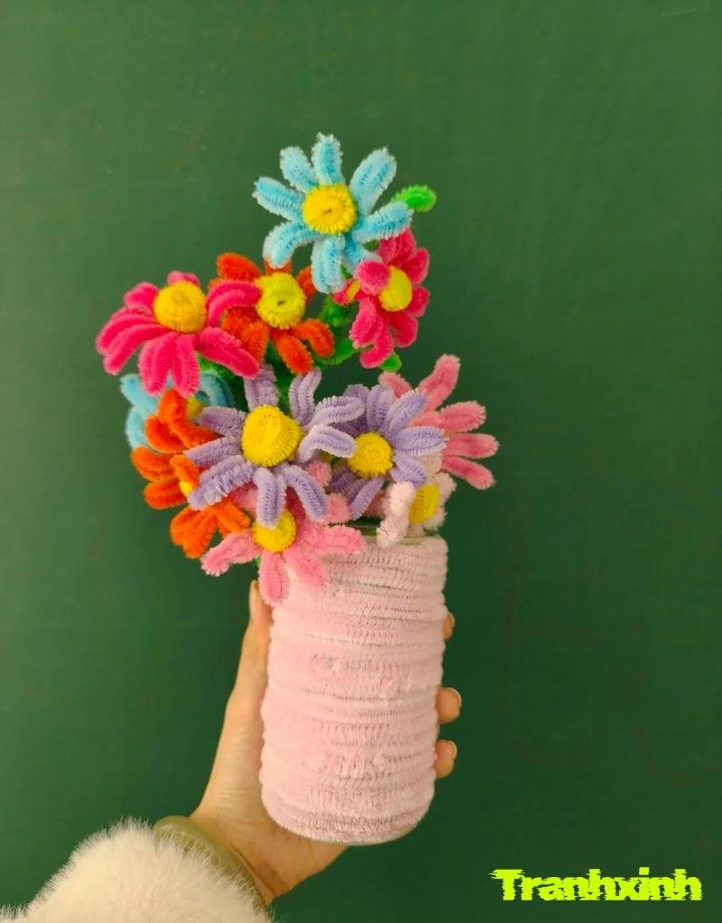 trang trí chậu hoa bằng chai nhựa (1)