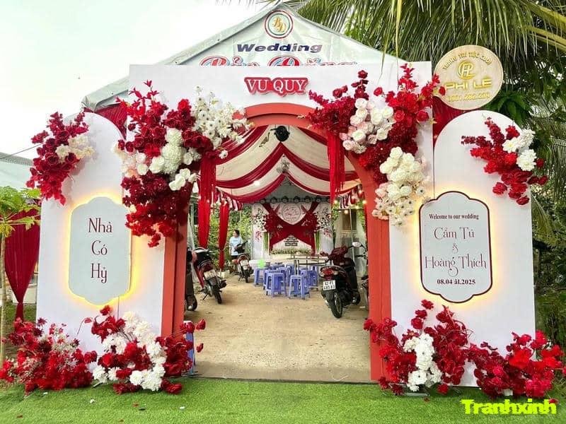 trang trí cổng hoa cưới