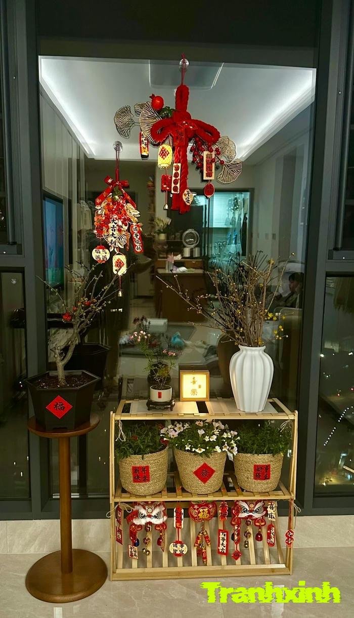 trang trí cửa kính tết năm nay