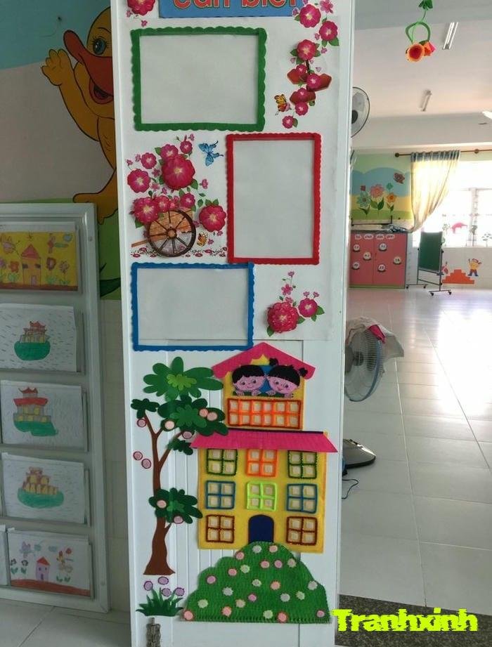 trang trí cửa lớp mầm non hình ngôi nhà
