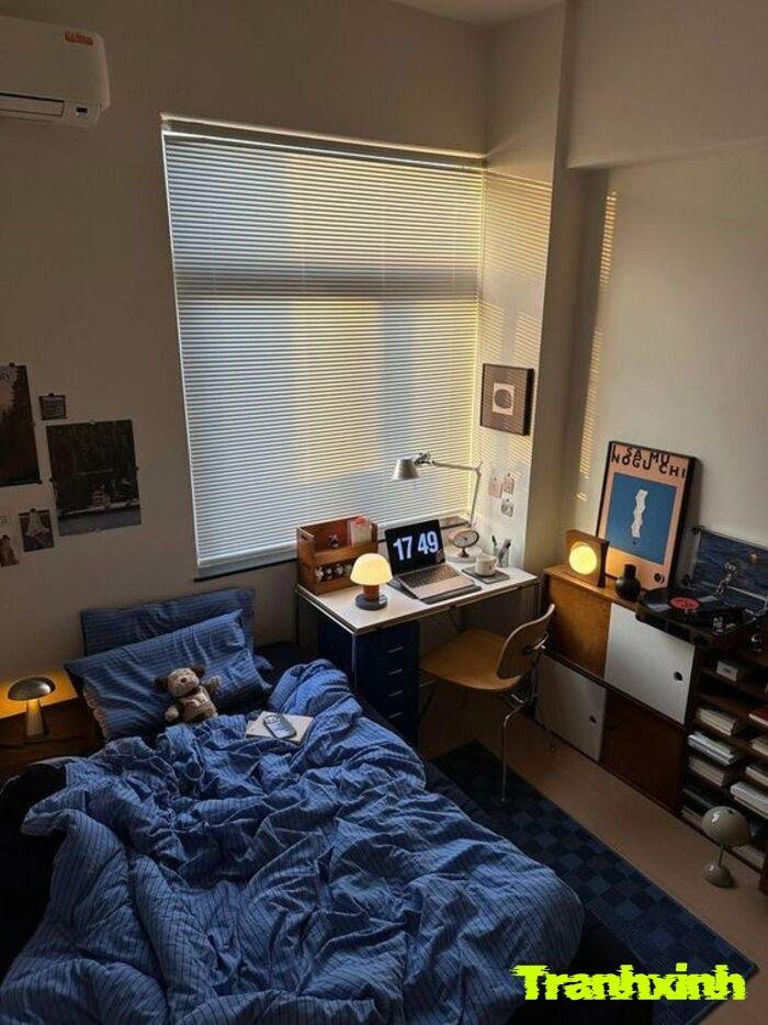 trang trí đầu giường nền sáng tinh tế