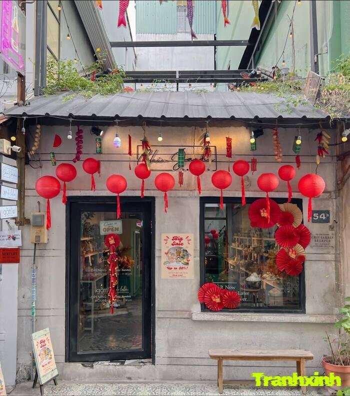 trang trí đèn lồng nghệ thuật thủ công