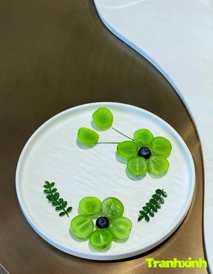trang trí dĩa trái cây đơn giản màu xanh