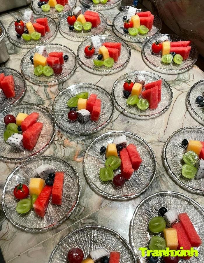 trang trí dĩa trái cây tráng miệng đơn giản