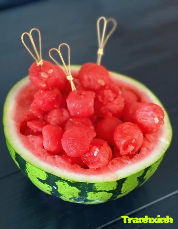 trang trí dưa hấu đơn giản