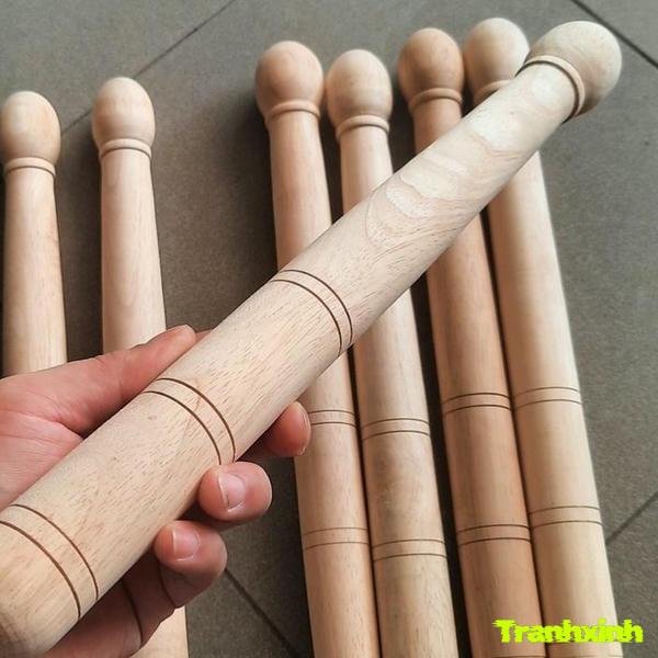 trang trí dùi trống khai giảng 8k