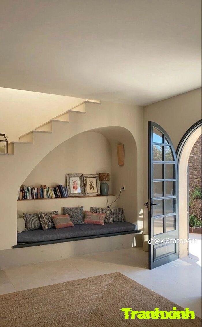 trang trí gầm cầu thang làm tủ