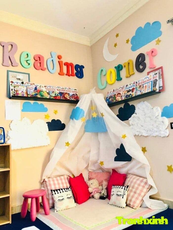 trang trí giá sách lớp học an toàn