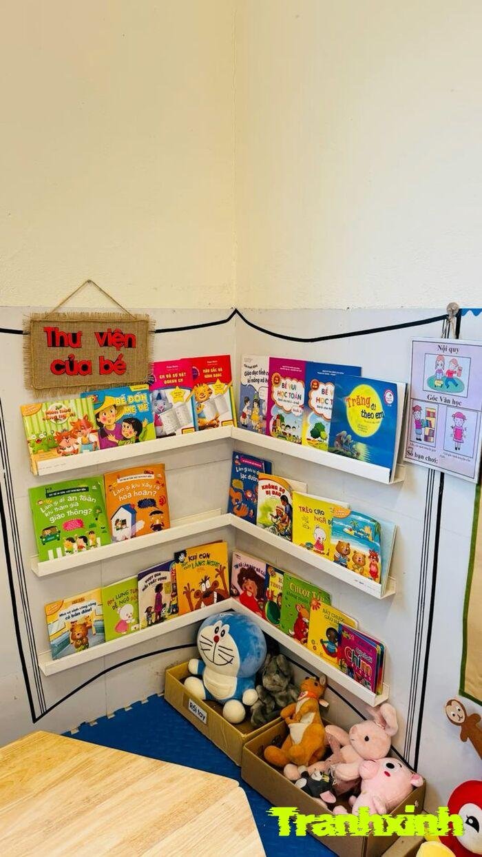 trang trí giá sách lớp học dễ làm