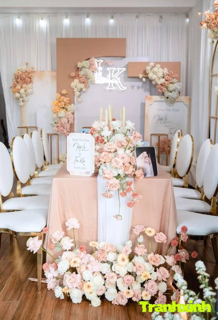 trang trí gia tiên bàn thờ