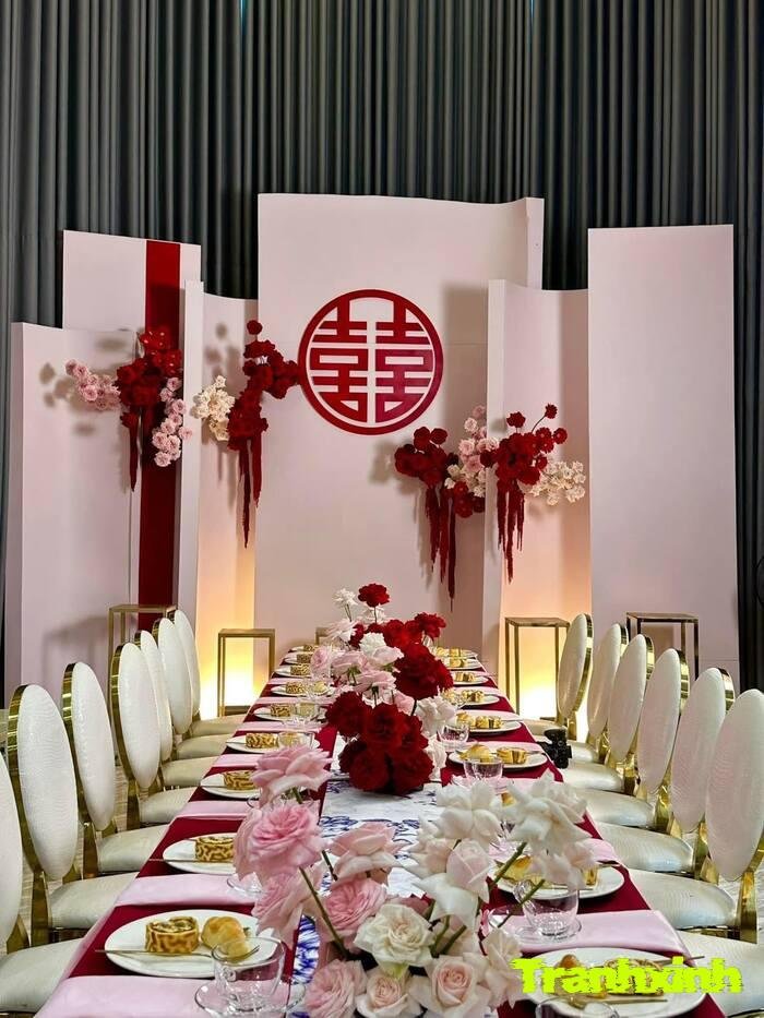 trang trí gia tiên câu đối