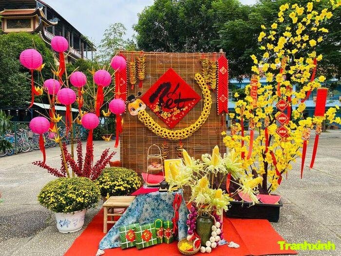 trang trí gian hàng tiết kiệm