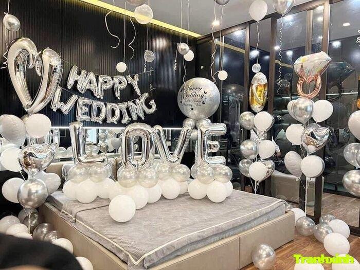 trang trí giường cưới nhà trai