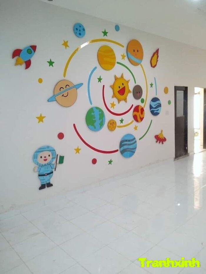 trang trí hành lang mầm non sáng tạo